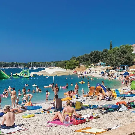 아파트 1 Bedroom Lovely In